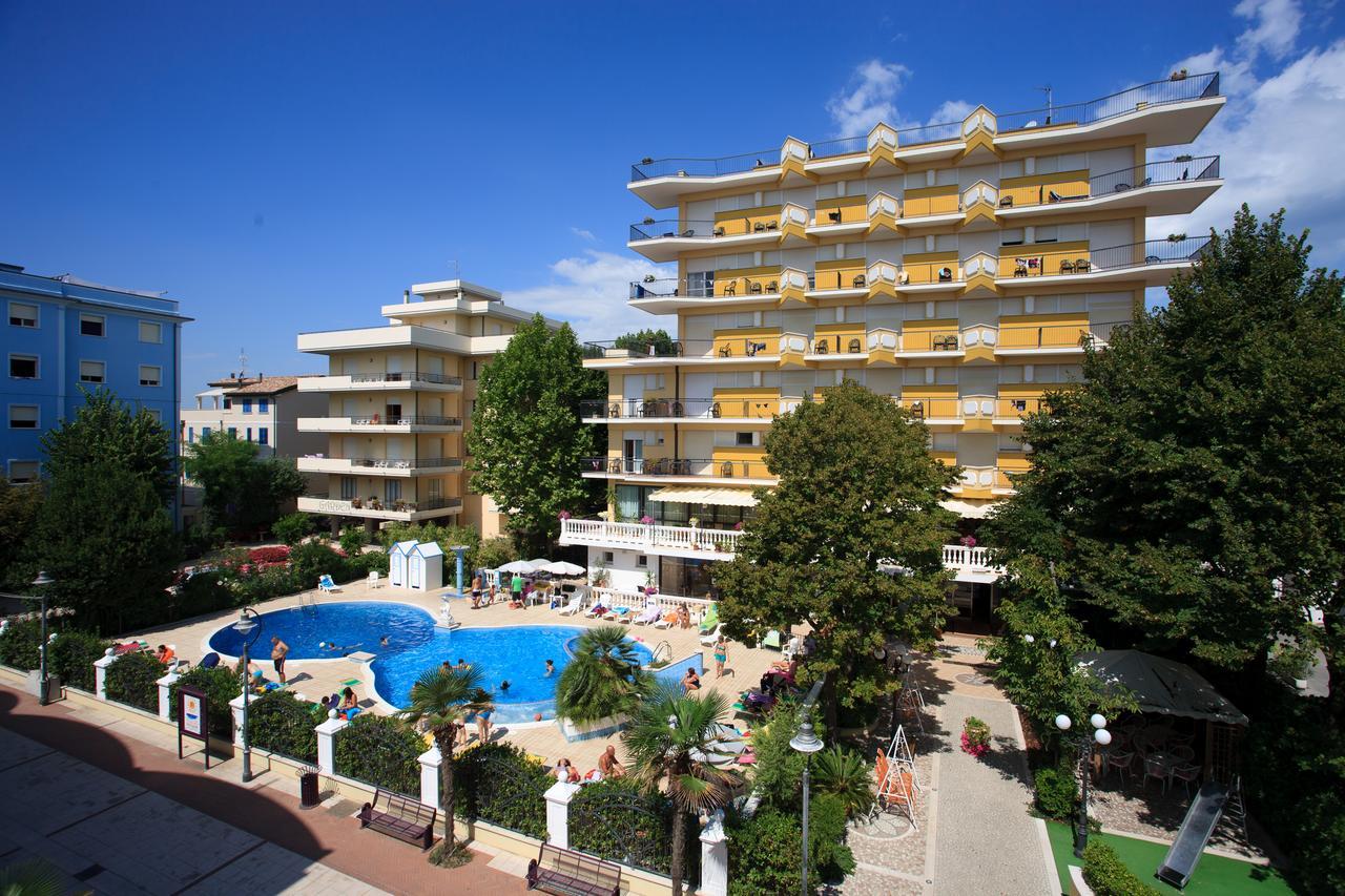 Hotel Miranda Беллария-Иджеа-Марина Экстерьер фото