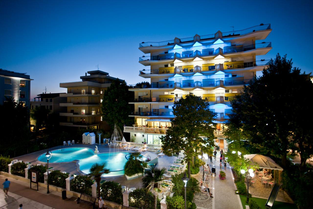 Hotel Miranda Беллария-Иджеа-Марина Экстерьер фото