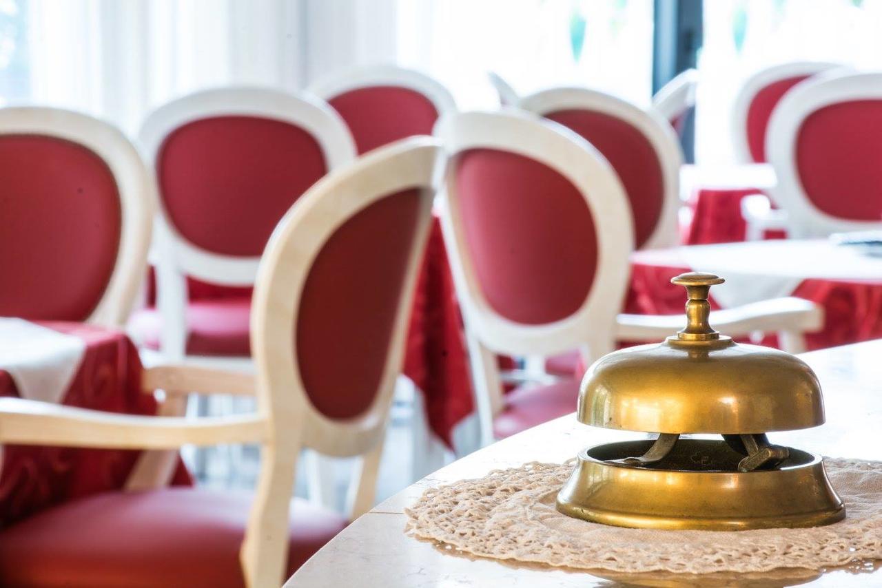 Hotel Miranda Беллария-Иджеа-Марина Экстерьер фото